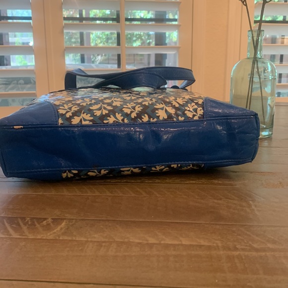 Pre- loved Vera Bradley Frill tote/ laptop bag . - Picture 5 of 11